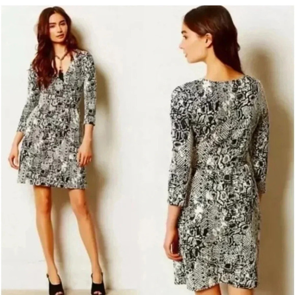 Anthropologie HD In Paris - Faux Wrap Cobra Jacquard Knit Dress - Size Medium - Picture 9 of 9